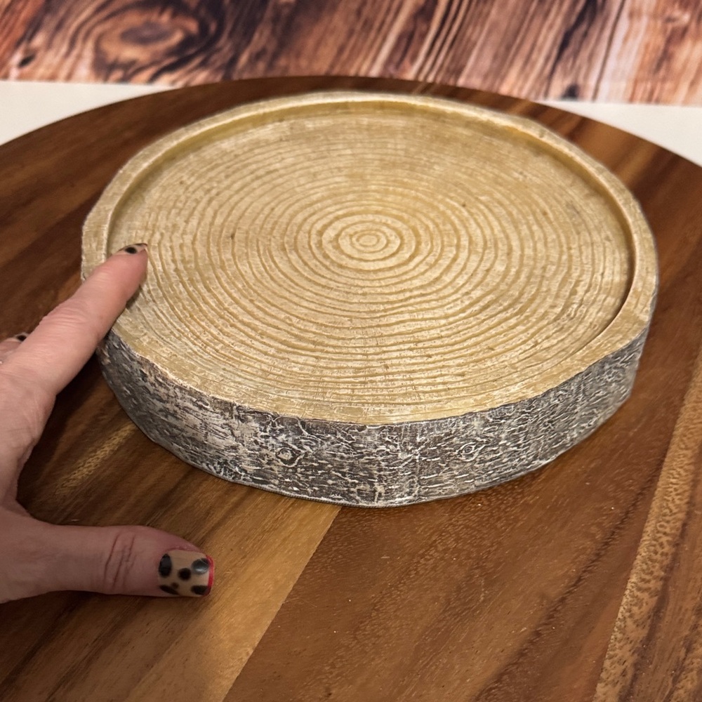 Rustic Round Textured swivel Tray - Picture 2 of 7